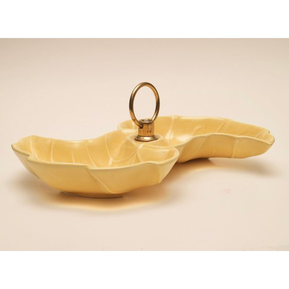 Vintage Yellow Double Leaf Relish Snack Dish/Bowl, Brass Handle, Ceramic, MCM - Picture 3 of 4